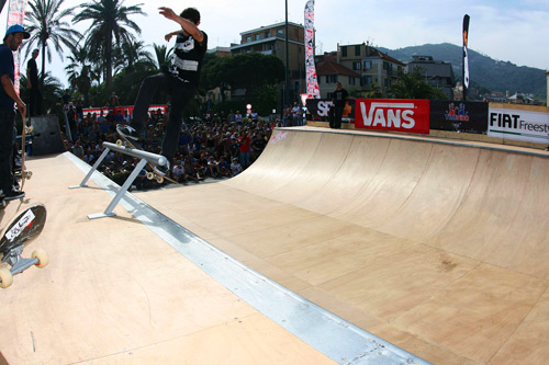 Alex Giraud smith grind vans spring classic